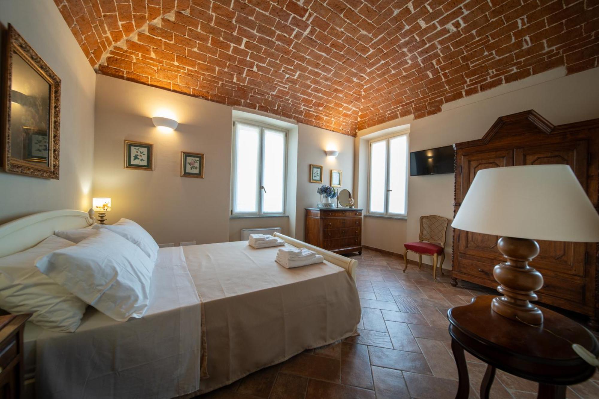Terruggia Cascina Baronina B&B 외부 사진