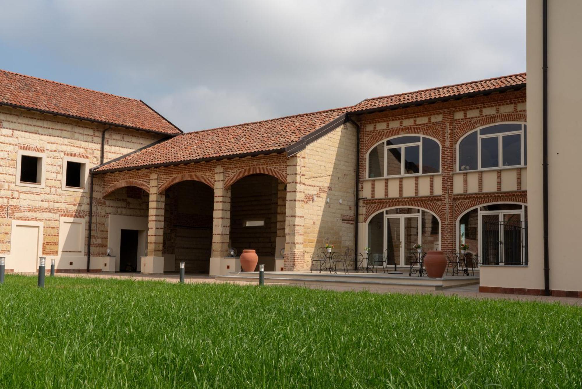 Terruggia Cascina Baronina B&B 외부 사진