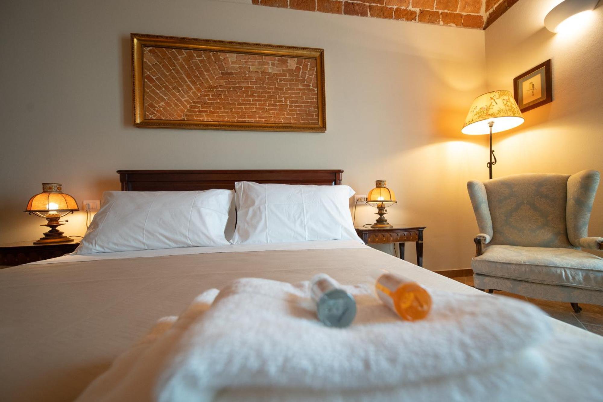 Terruggia Cascina Baronina B&B 외부 사진